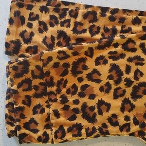 Lularoe Tall and Curvy Leggings Leopard Print